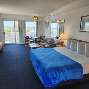 Beachcomber Motel